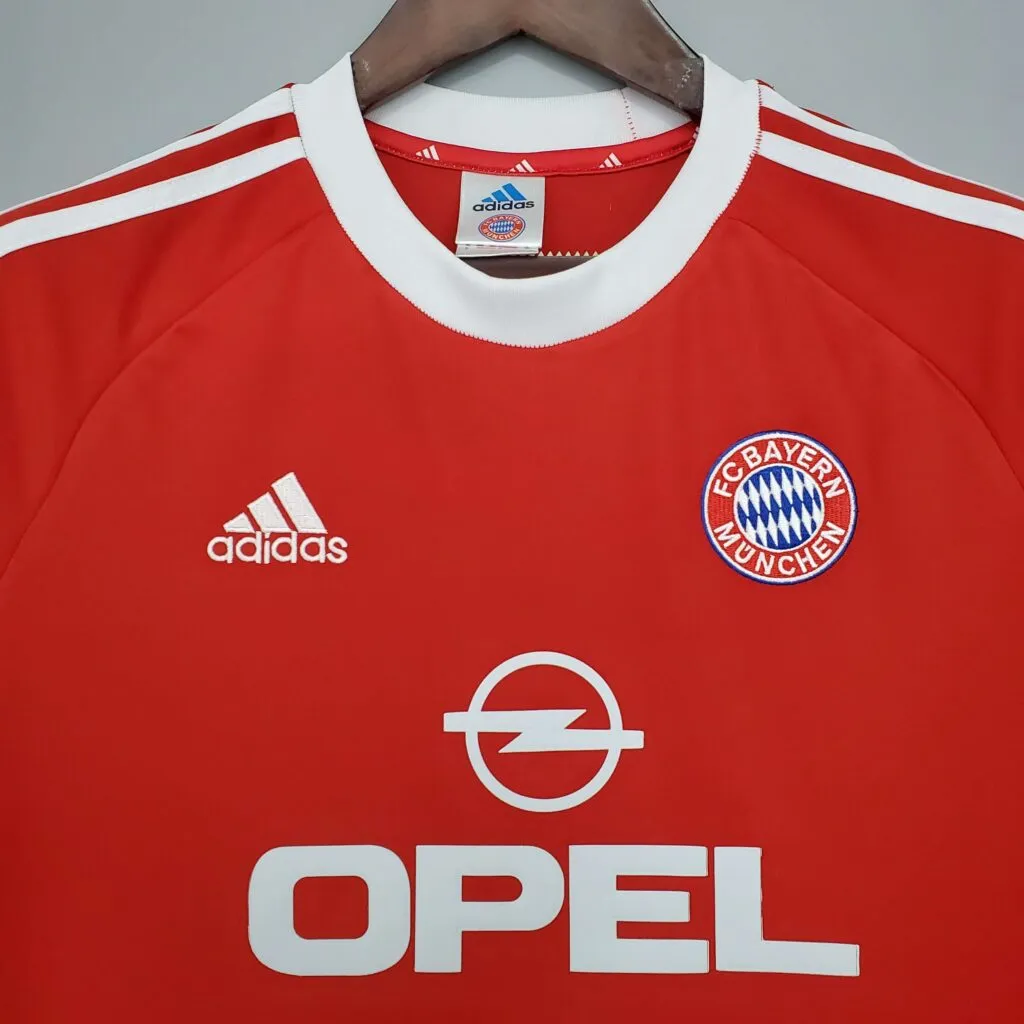 2000 - 2001 Bayern Munich
Home - Retro Jersey