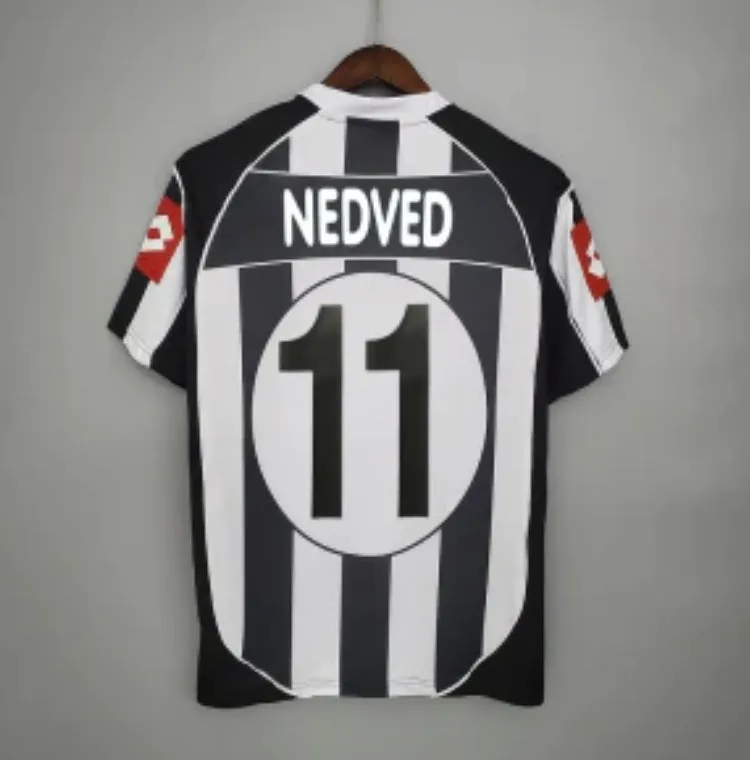 2002 - 2003 Juventus Home - NEDVED 11 Print - Retro Jersey
