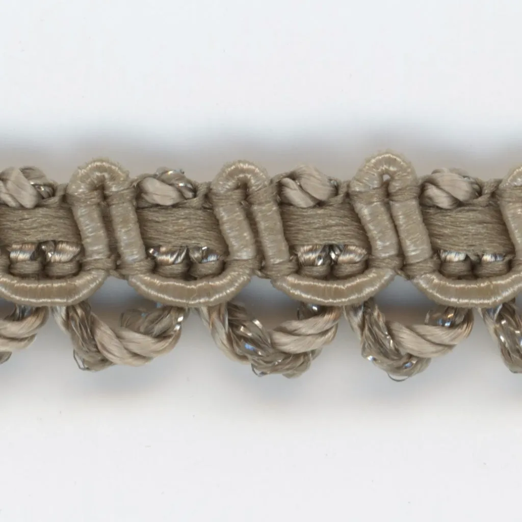 Antique Metallic Trimming Braid #72 Leaf Green