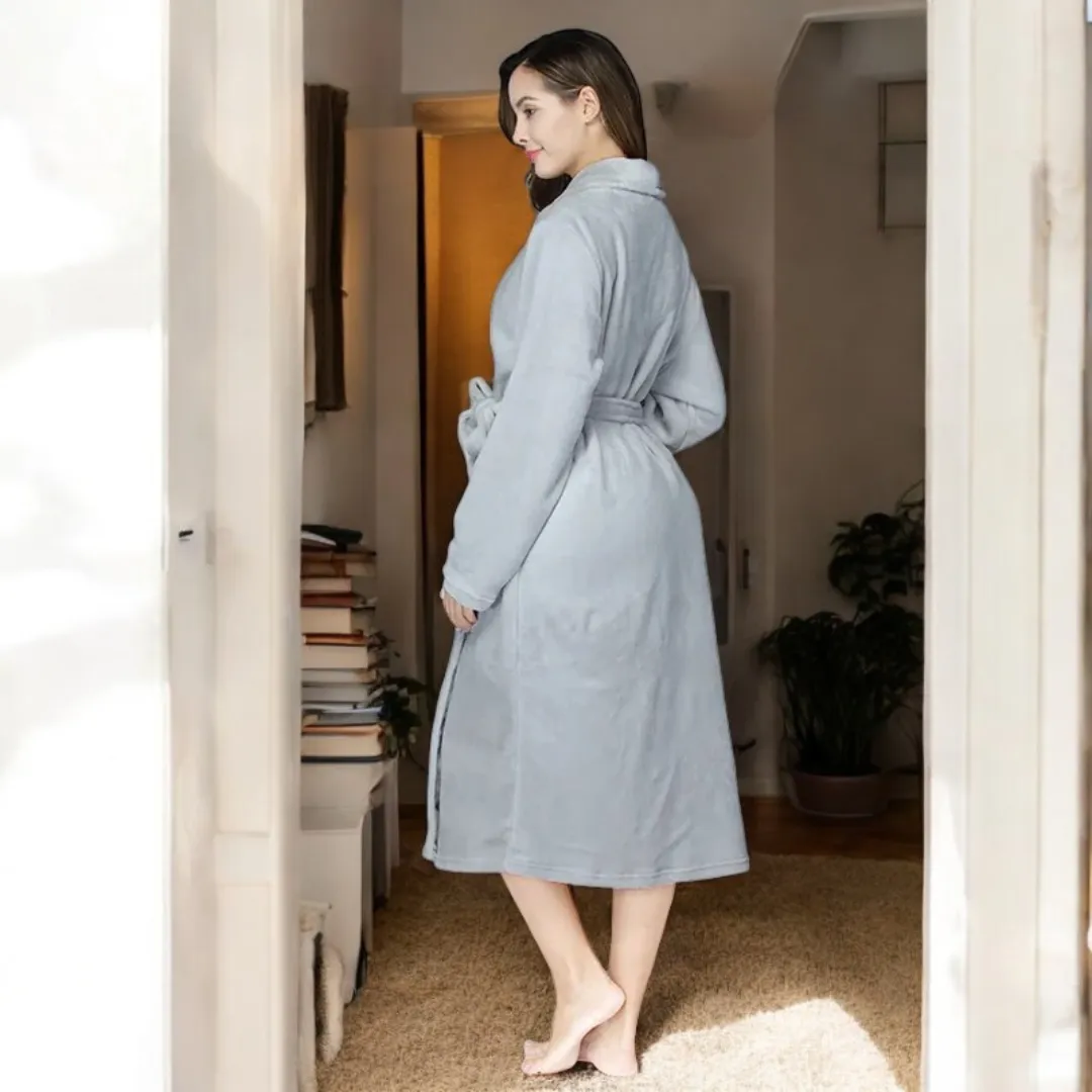 Ava® | Soft fleece bathrobe with pockets