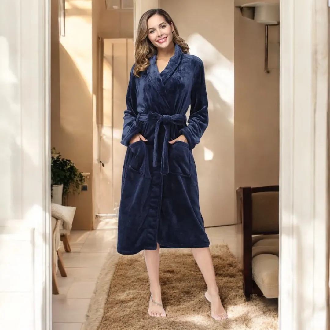 Ava® | Soft fleece bathrobe with pockets