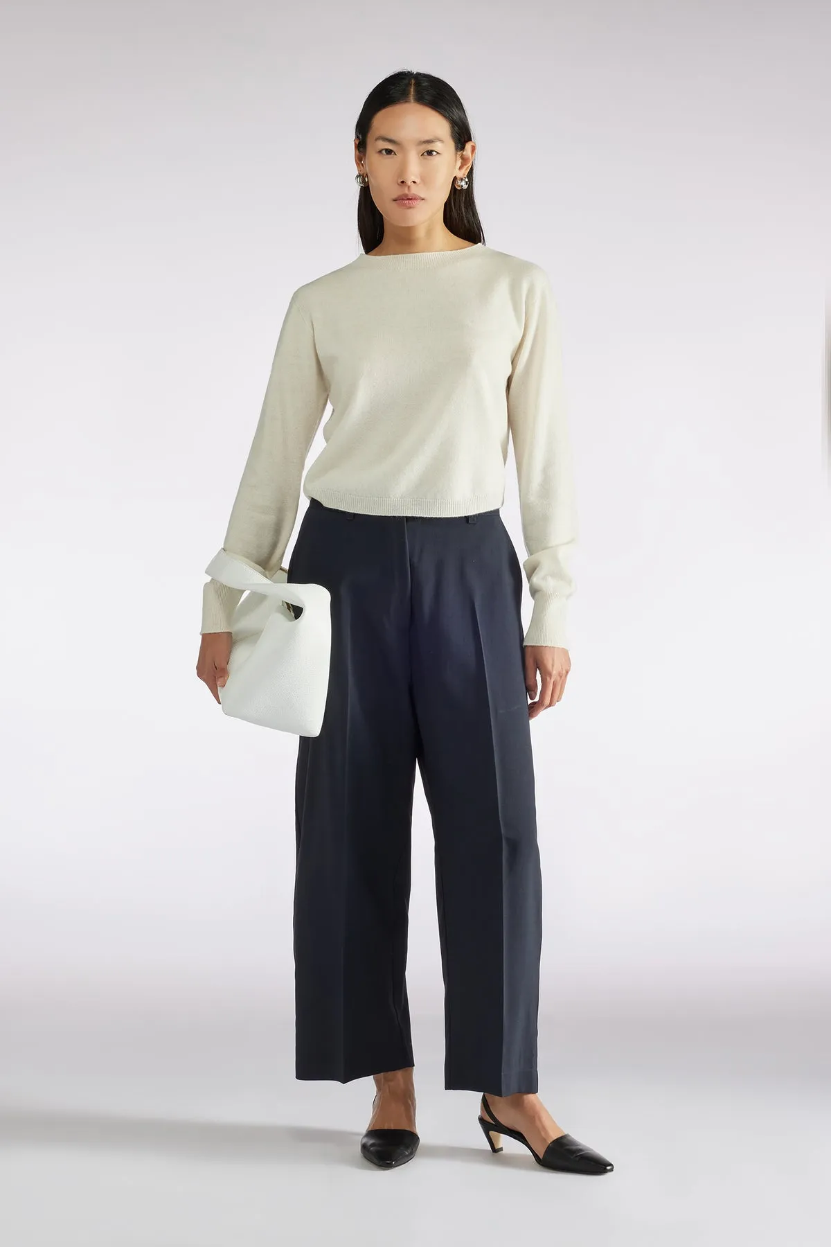 BOAT NECK SOLID CASHMERE SWEATER - CERAMIC