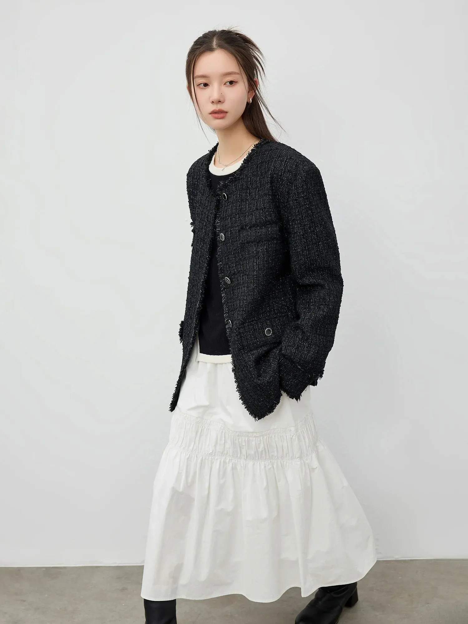 Contrasting Trim Asymmetrical Hem Sweater