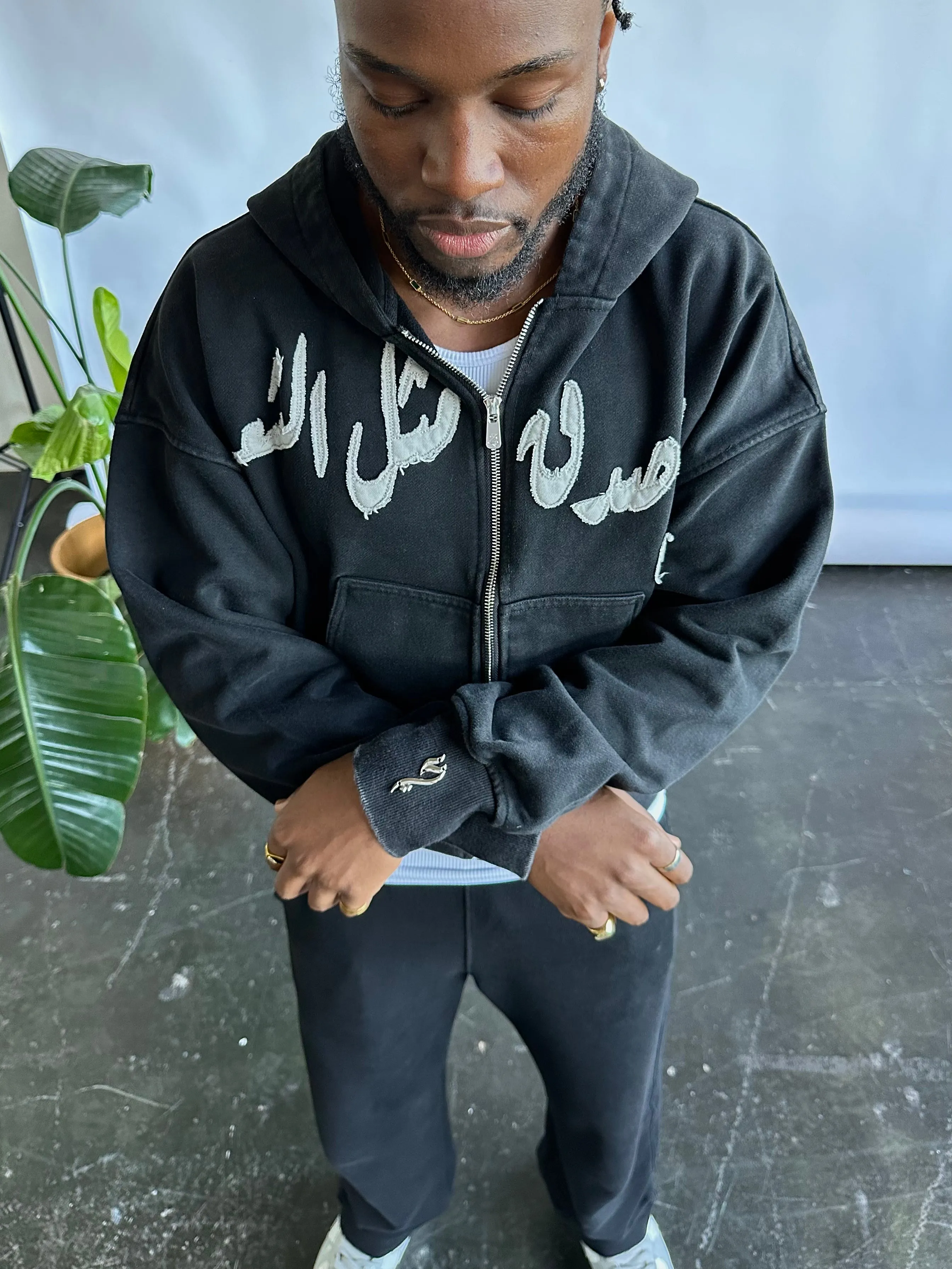 DUSTY BLACK PATCHWORK ZIP UP