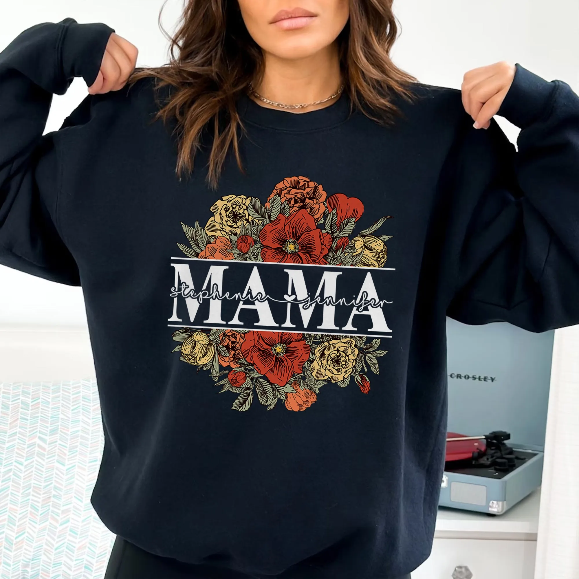 Floral Mama Sweatshirt, Custom Mom Shirt With Kids Names, Gift For Mom, Mother's Day Gift, Mother's Day Shirt, Vintage Mama Crewneck, Mama Gift