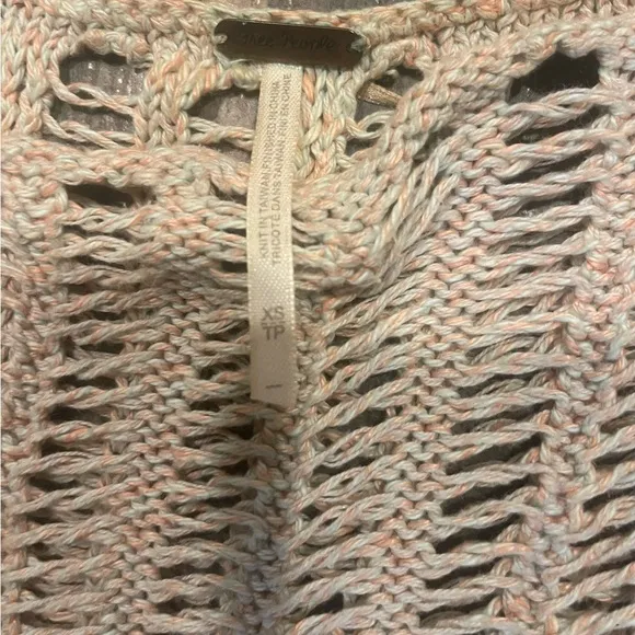 Free People sweaterswomen size XS