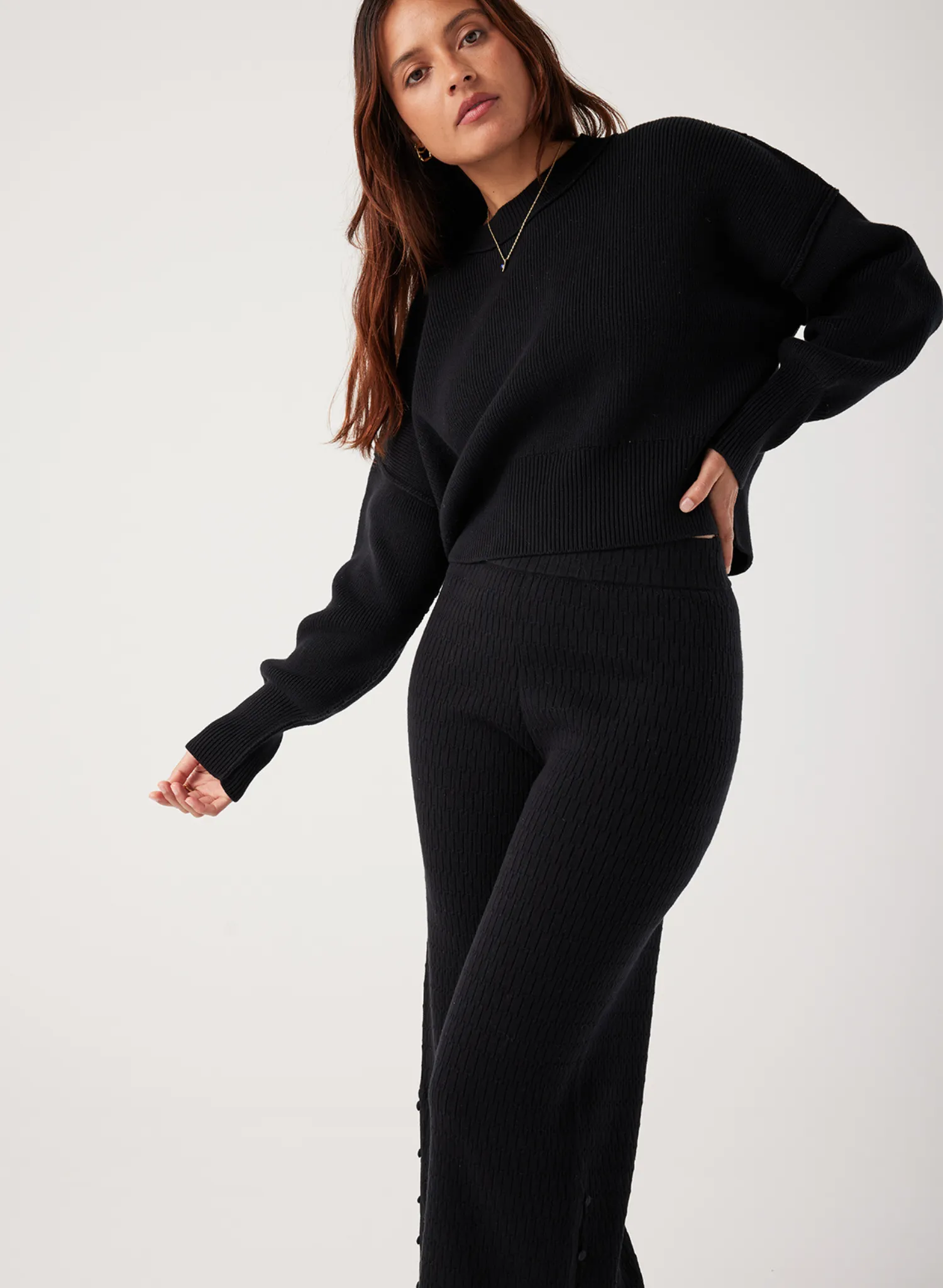 Harlo Cropped Sweater - Black