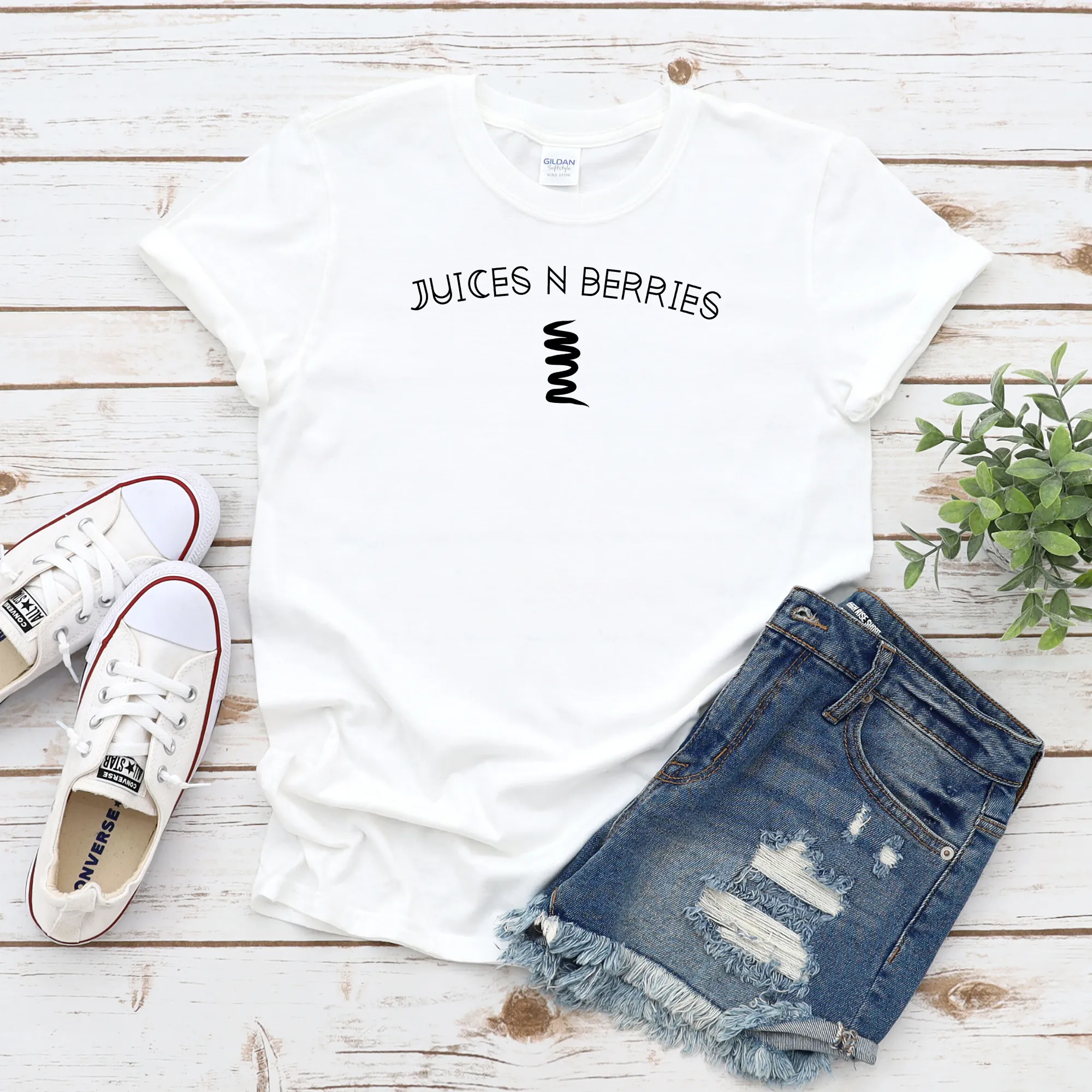 Juices 'N' Berries - 4B Hairtype Shirt.