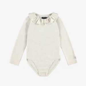 Justaucorps crème avec col Claudine en jersey pointelle brillant, enfant || Cream bodysuit with Claudine collar in shiny pointelle jersey, child