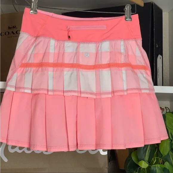 Lululemon Pace Setter Skort,🤩EUC, Bleached Coral, 2