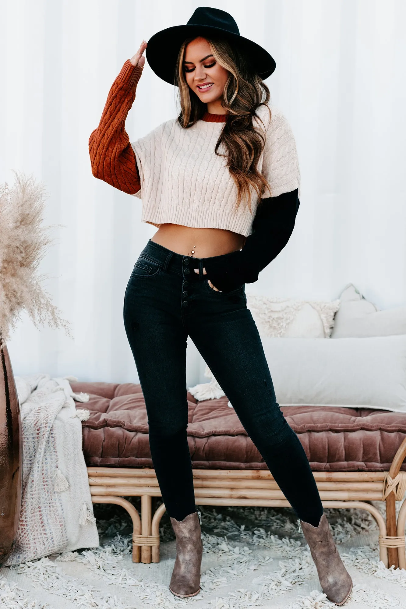 New Premonitions Cropped Cable Knit Sweater (Ivory/Rust/Black)