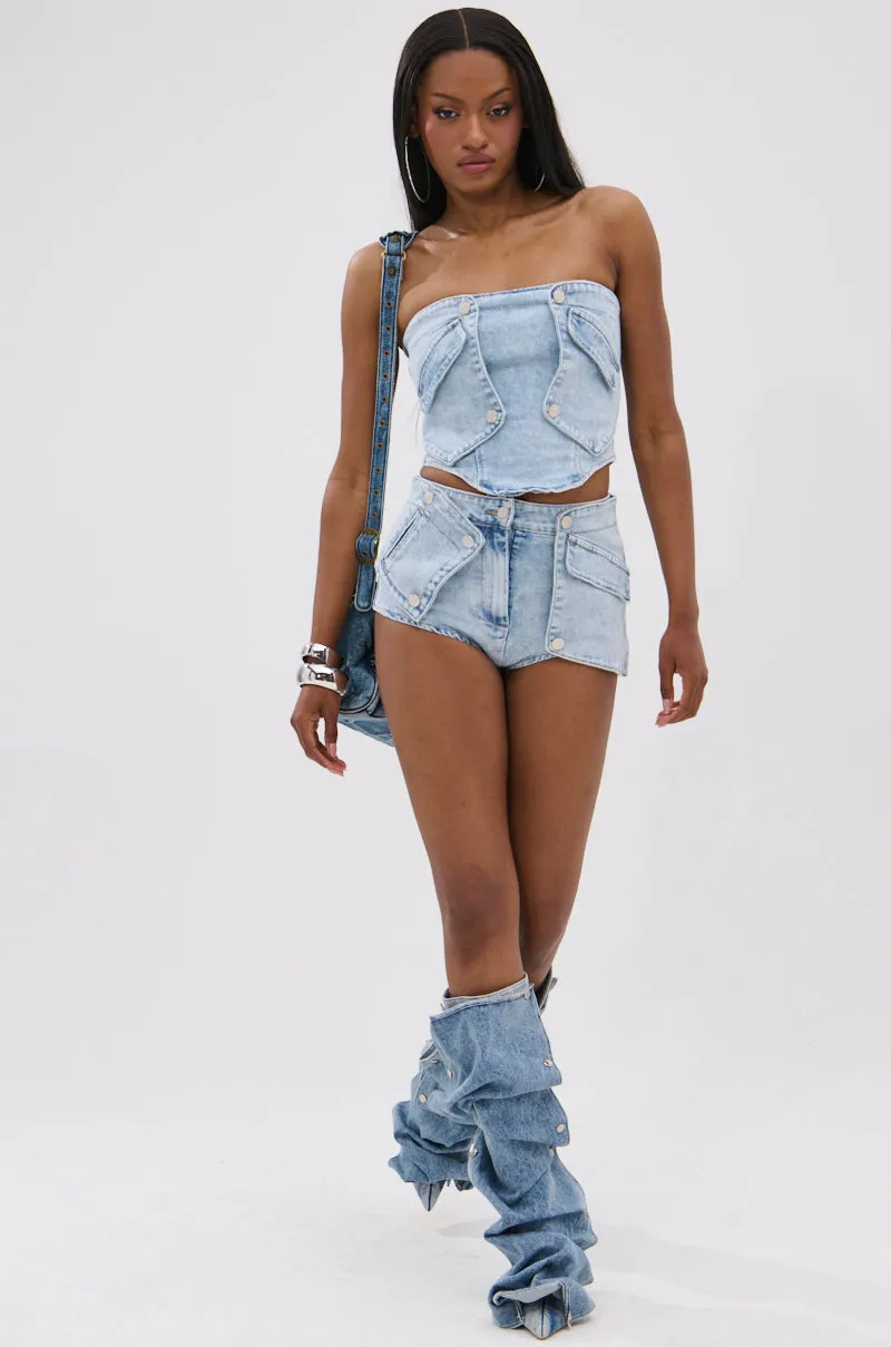 OLIVIA DENIM HOT SHORT