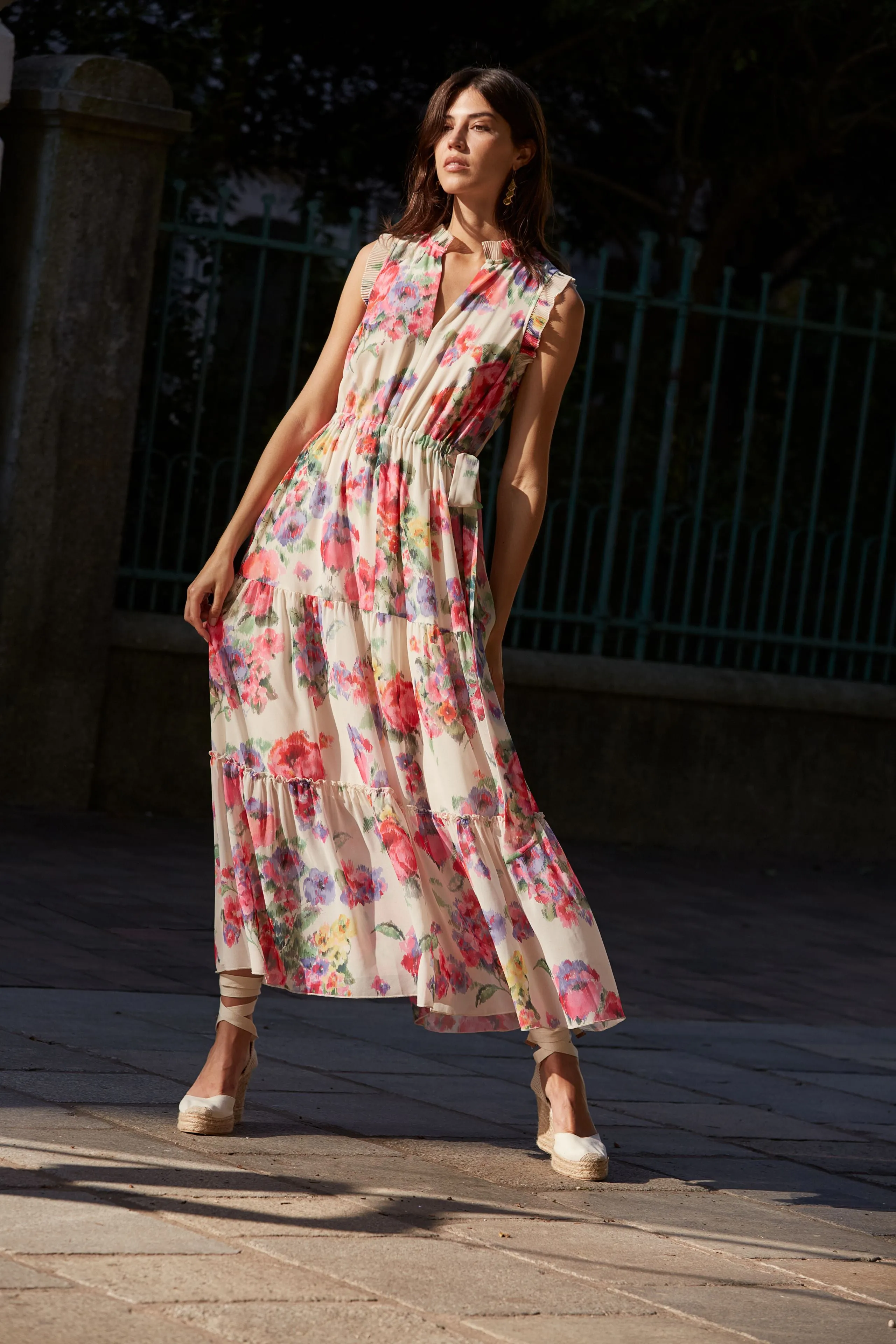 Oui Cream Floral Print Sleeveless Tiered Midi Dress