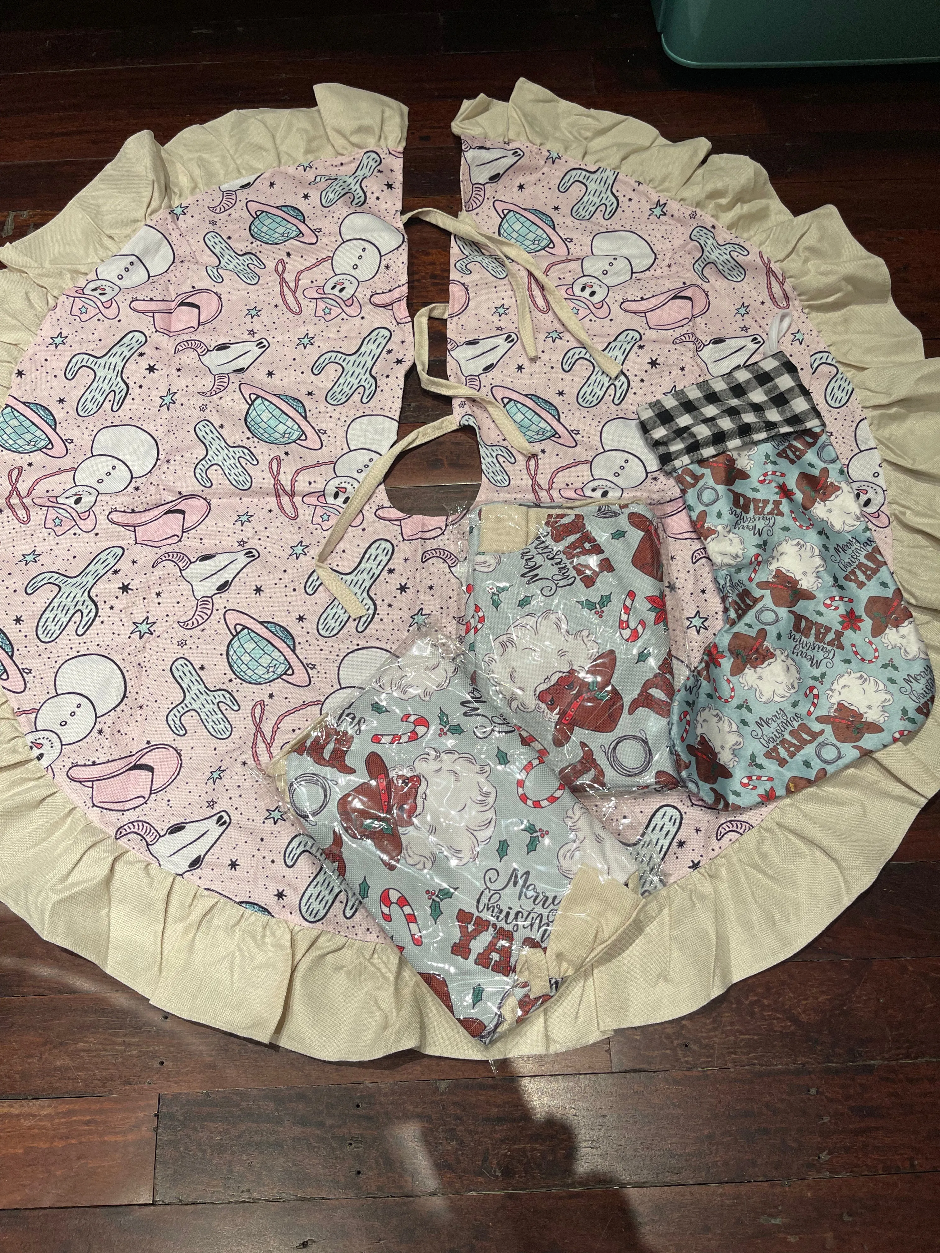 Package DEAL Christmas  READ BELOW   Tree skirts
