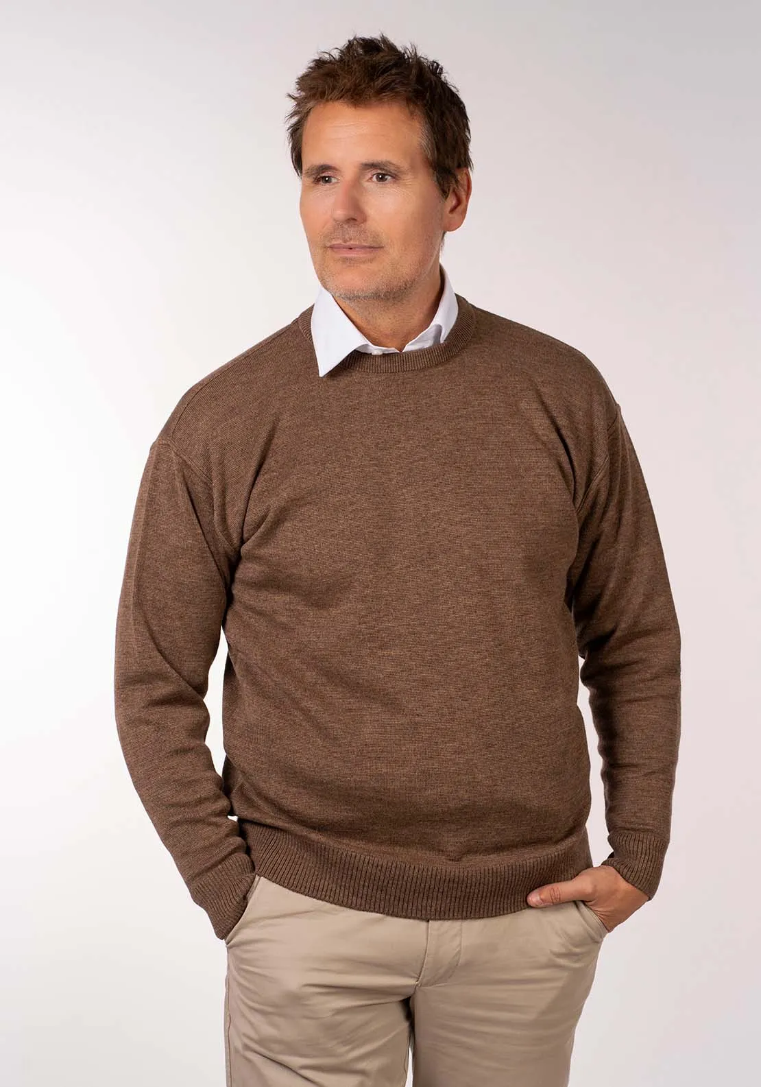 Plain Crew Neck Knit - Brown