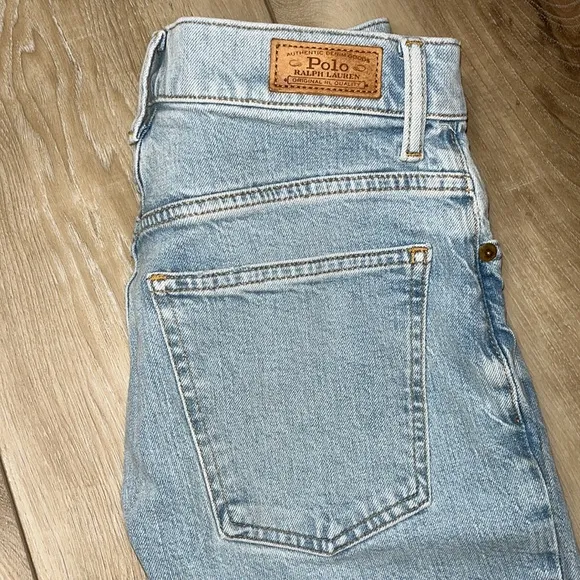 Polo Ralph Lauren Sharona Cropped Flare High Rise Denim Jeans Size 26 Lt. Wash