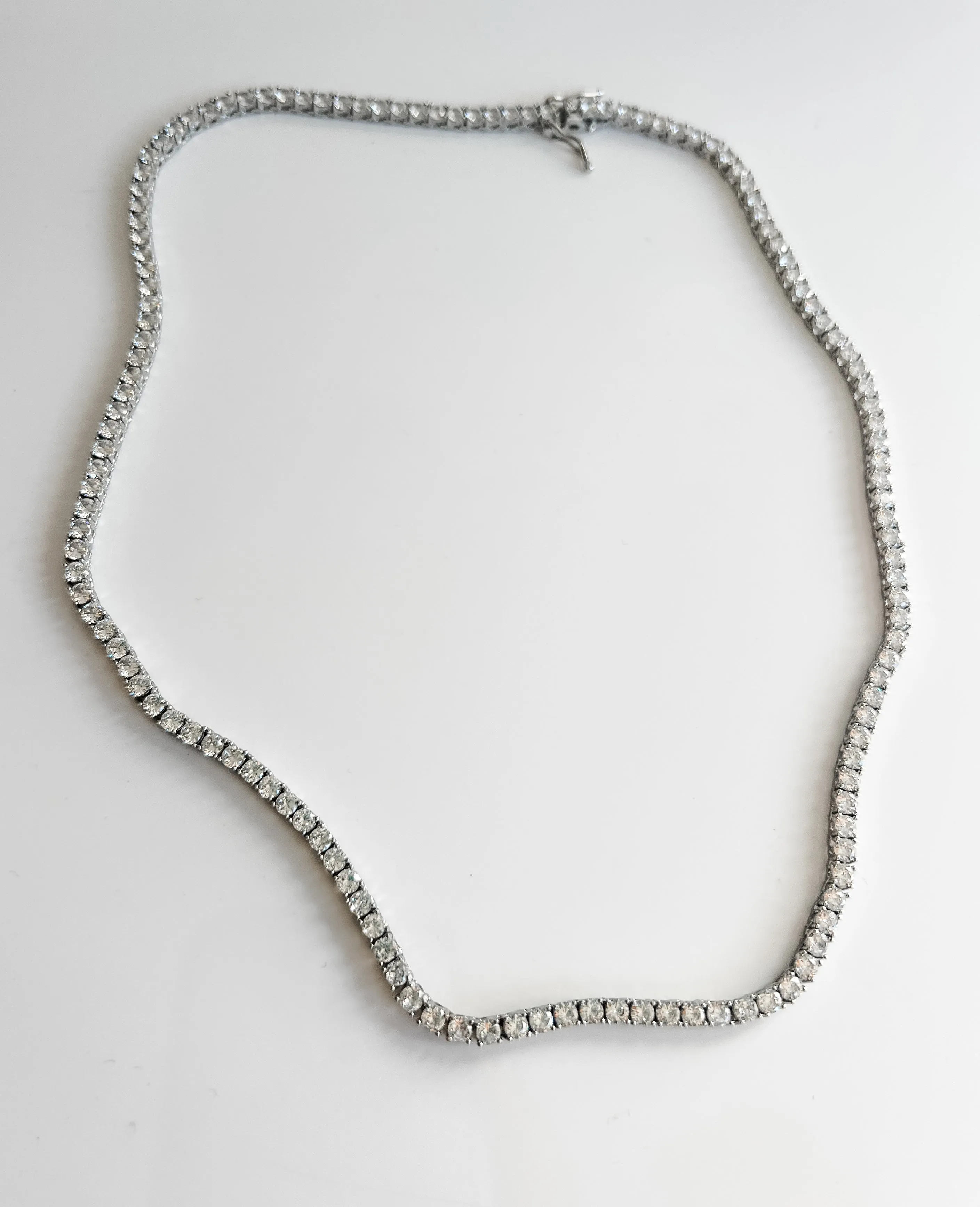 REGAL TENNIS CHAIN