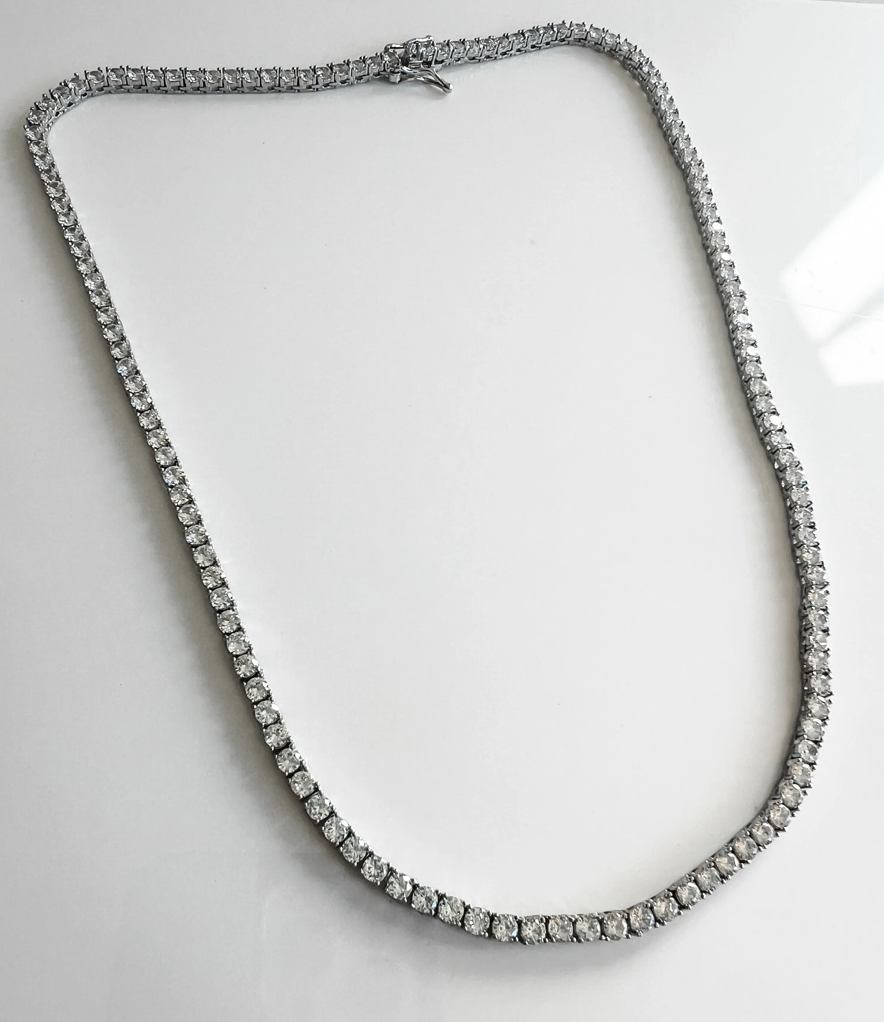 REGAL TENNIS CHAIN