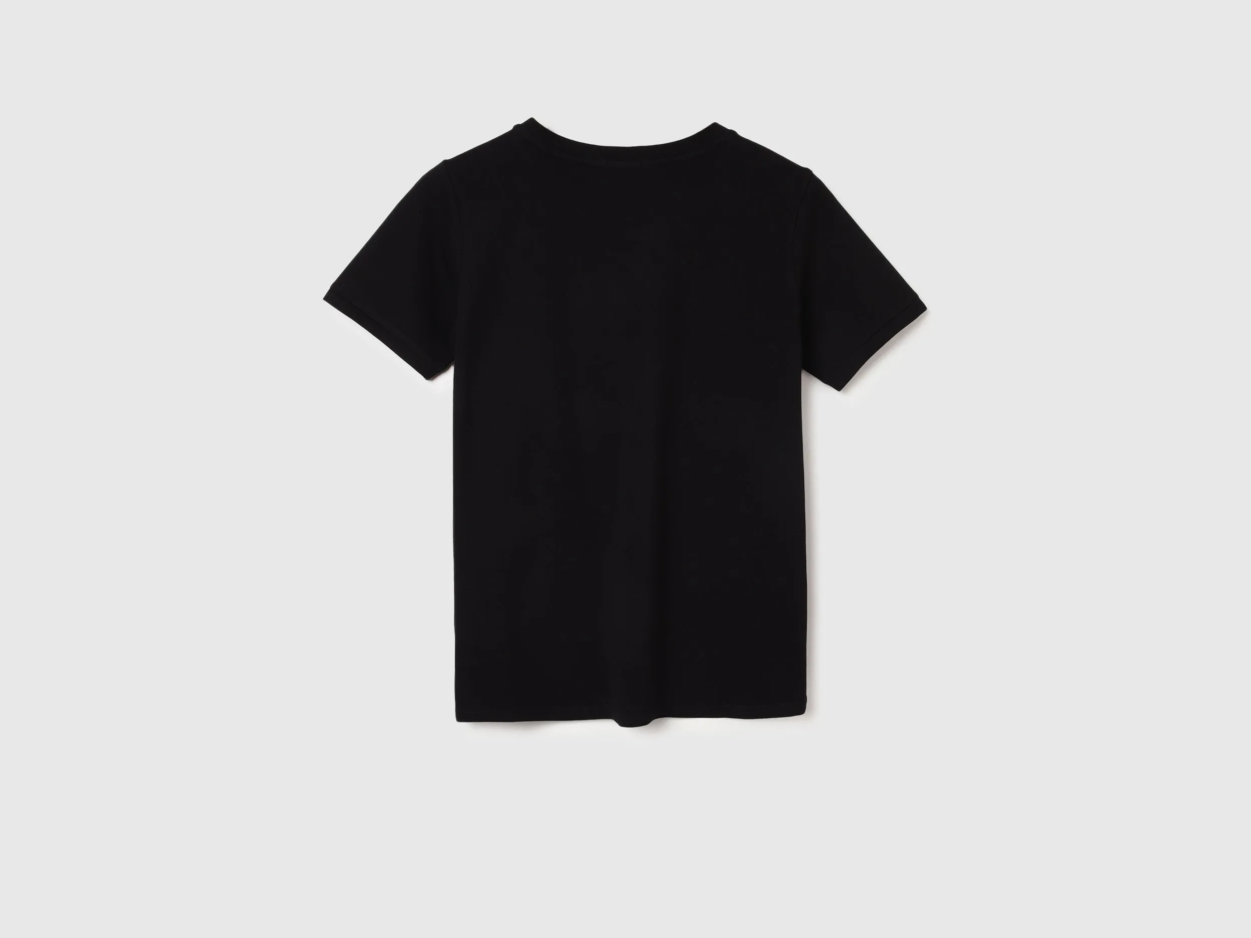 Regular Fit Round Neck Solid T-shirts
