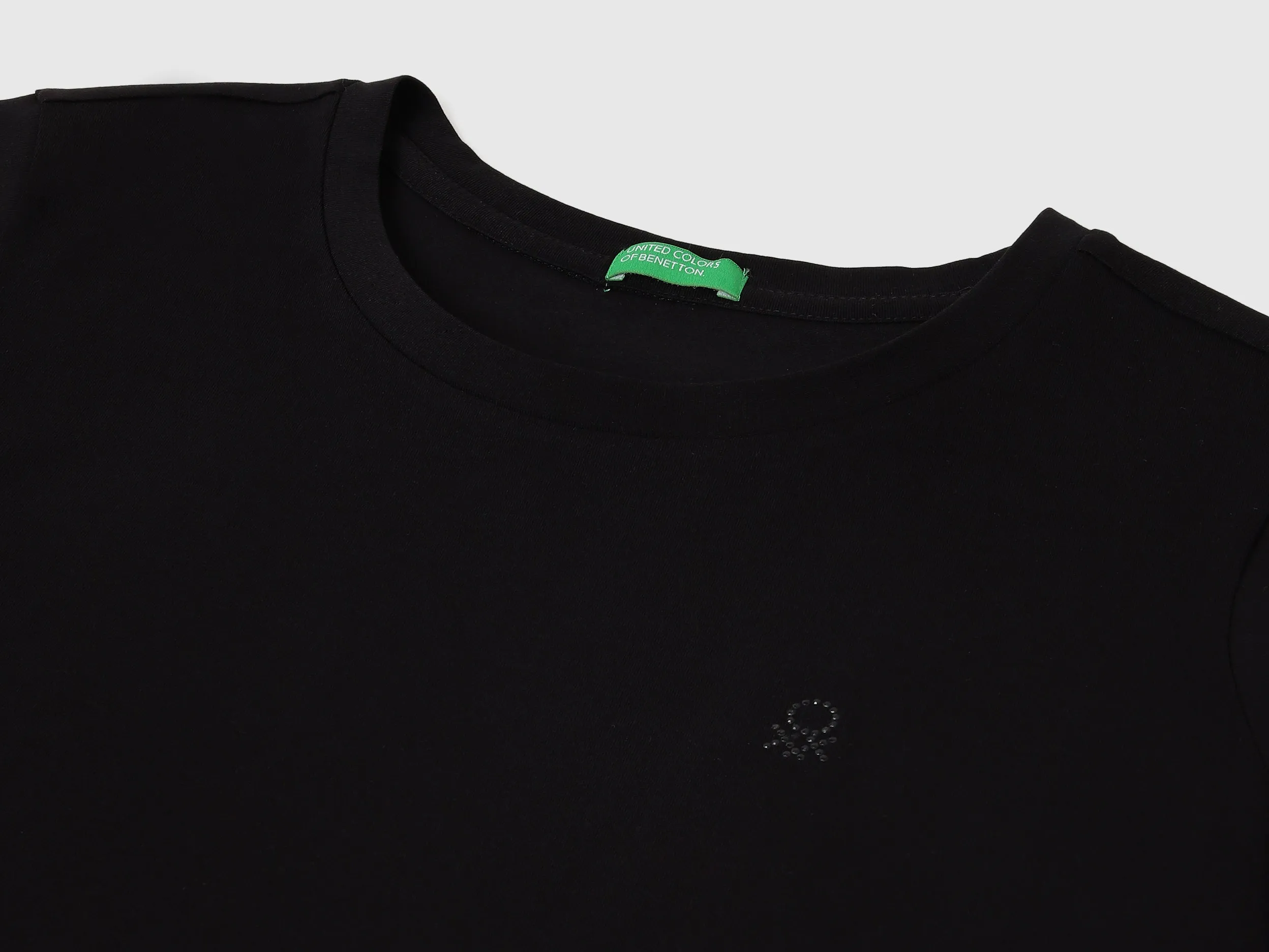 Regular Fit Round Neck Solid T-shirts