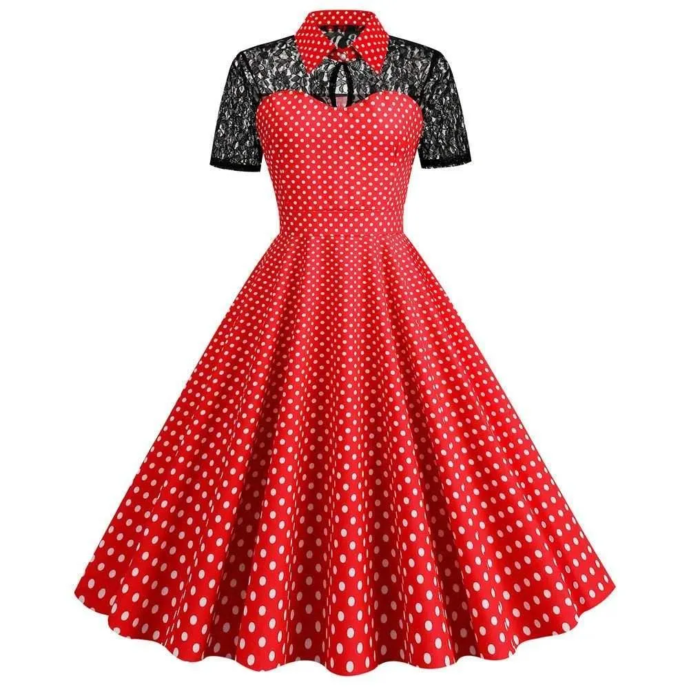 Retro Plaid Vintage Dresses From the 50s, 60s and 70s