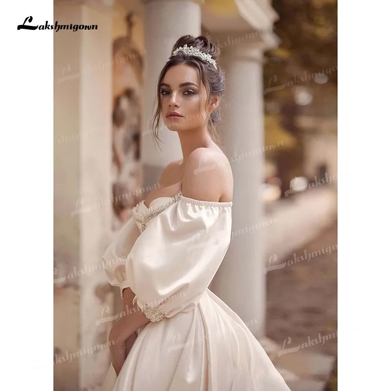 Roycebridal Soft Satin A-Line Wedding Dresses Sweetheart Neck Puff Half Sleeve With Beading Corset Open Back Chapel Train Bride Gowns Pleat