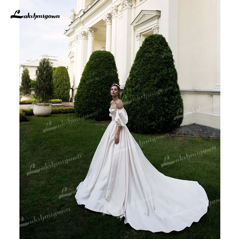 Roycebridal Soft Satin A-Line Wedding Dresses Sweetheart Neck Puff Half Sleeve With Beading Corset Open Back Chapel Train Bride Gowns Pleat
