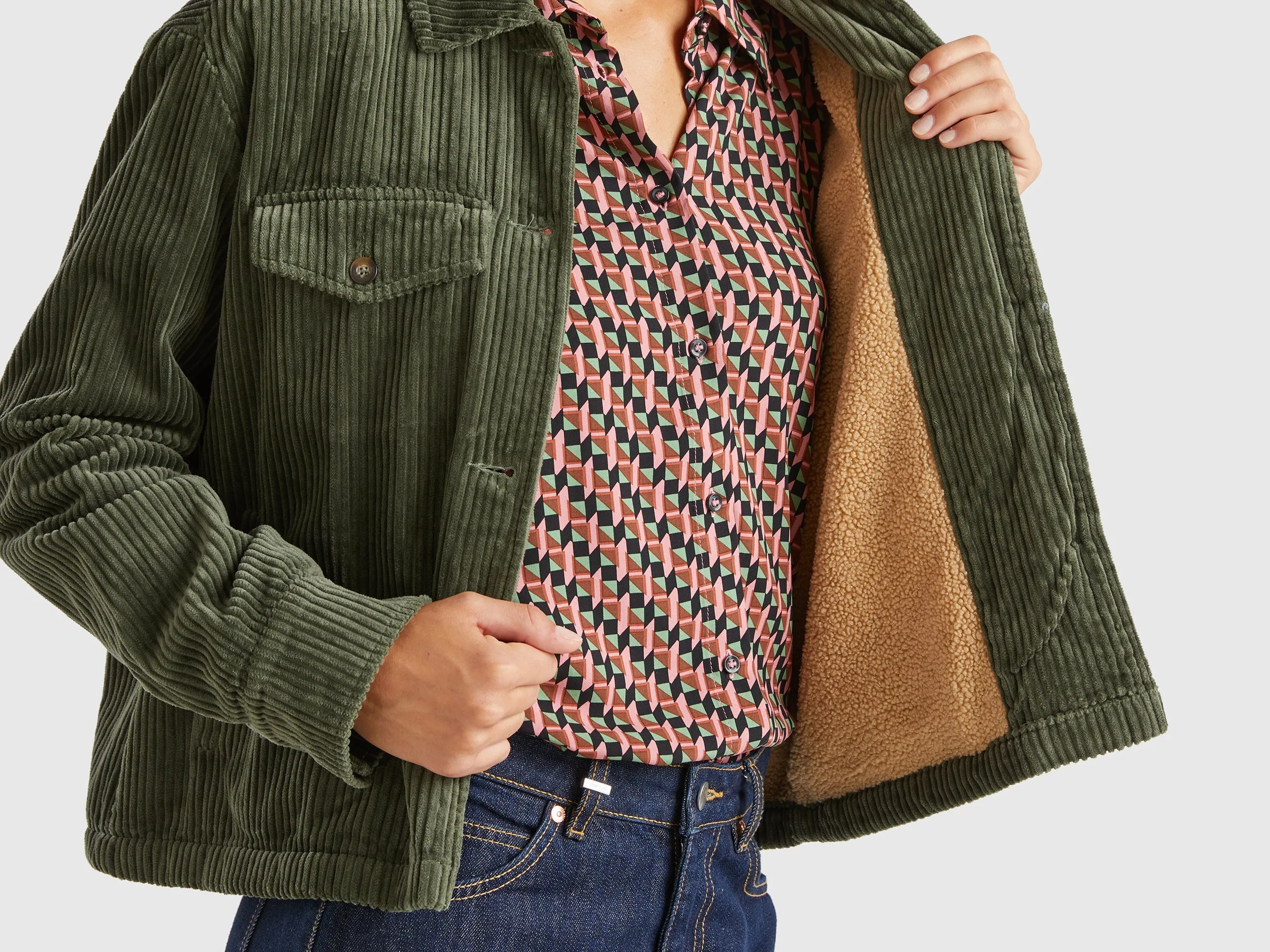 Spread Collar Textured Jacket