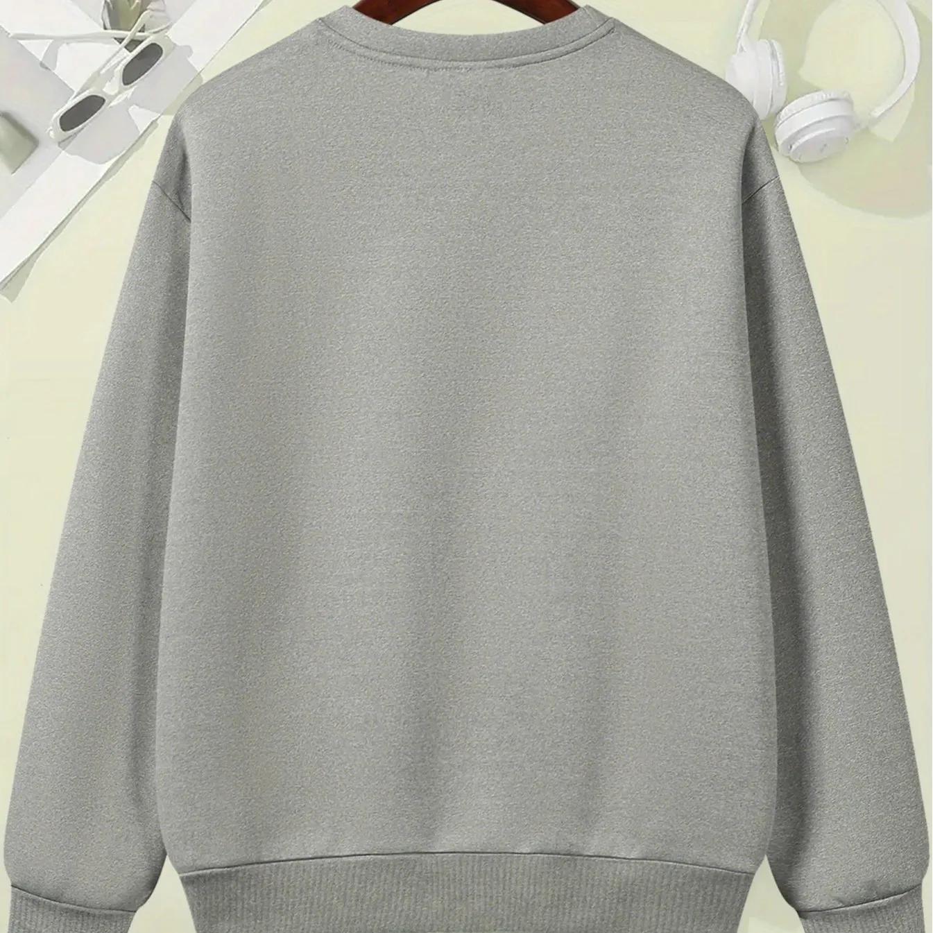 Stylish Women’s Casual Evil Eye Print Long Sleeve Sweatshirt for Everyday Fall and Spring Wear