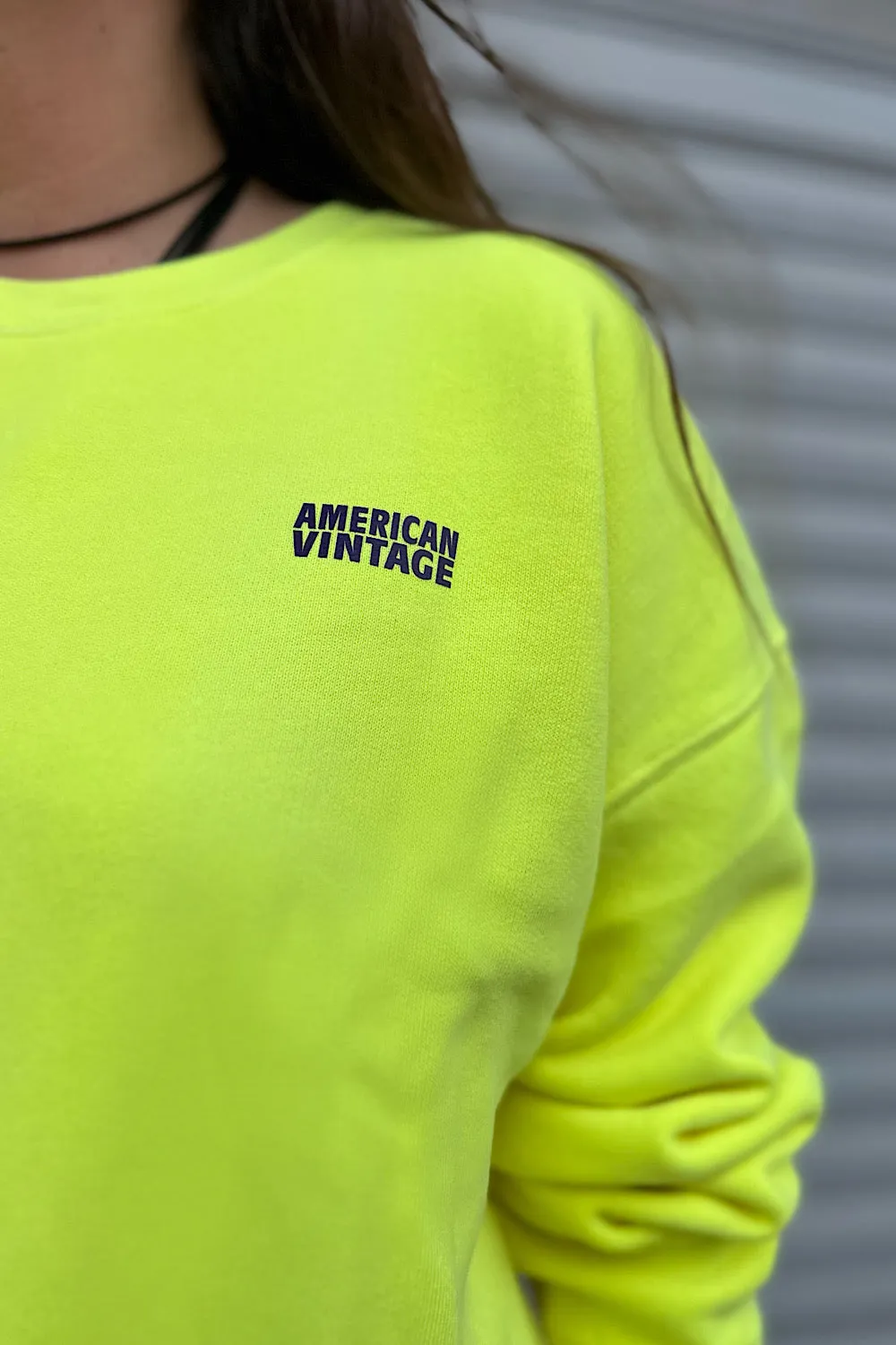 SWEATSHIRT