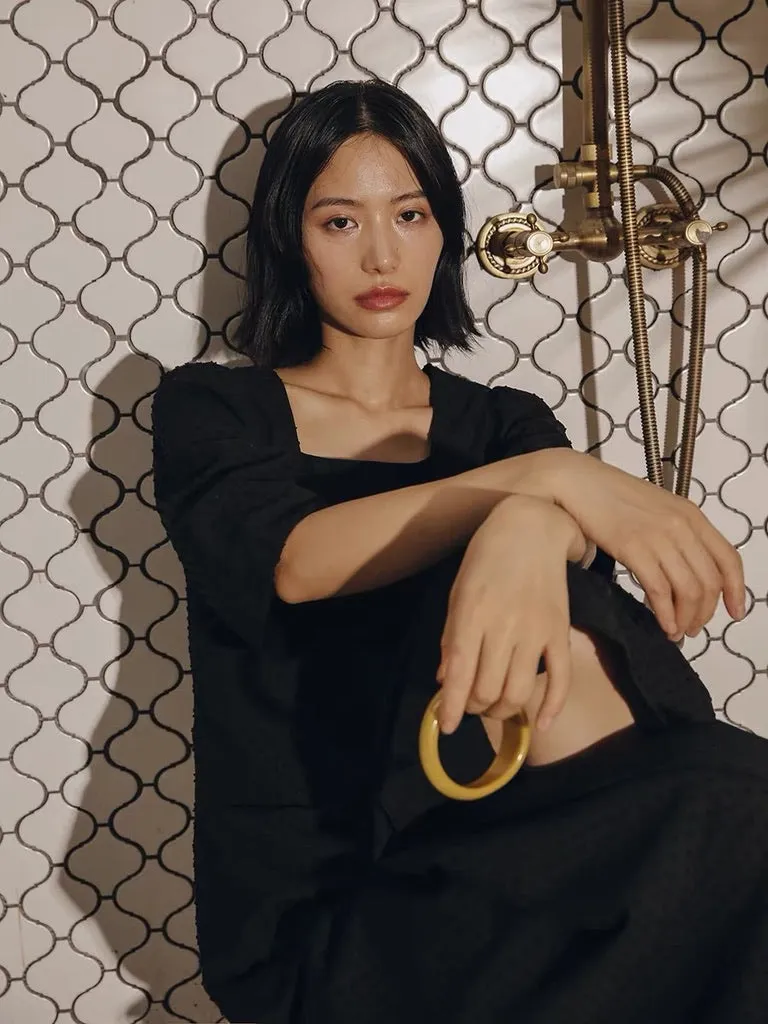 Tailored Flare Midi Dress in Black