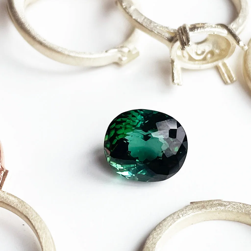 Tourmaline - Green Oval Cut - 5.19ct