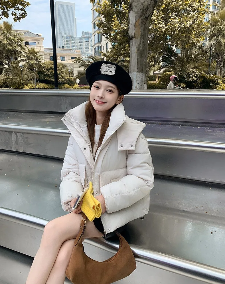 Trendy Cropped Puffer Jacket with Bellows Pocket and Hood