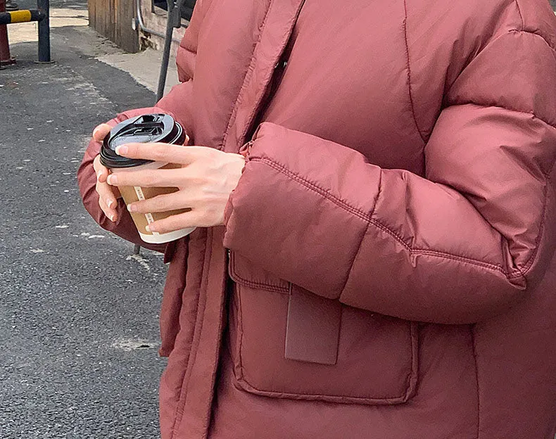 Trendy Cropped Puffer Jacket with Bellows Pocket and Hood