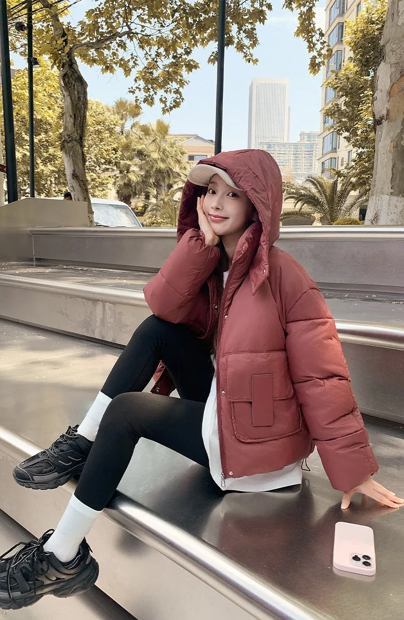 Trendy Cropped Puffer Jacket with Bellows Pocket and Hood