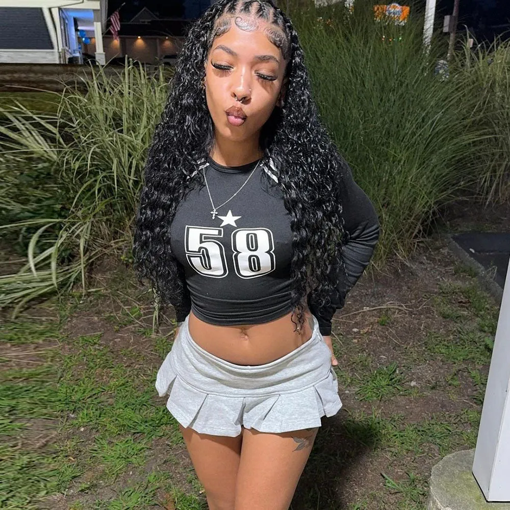 Trendy Number Print Long-Sleeve Fitted Crop Top