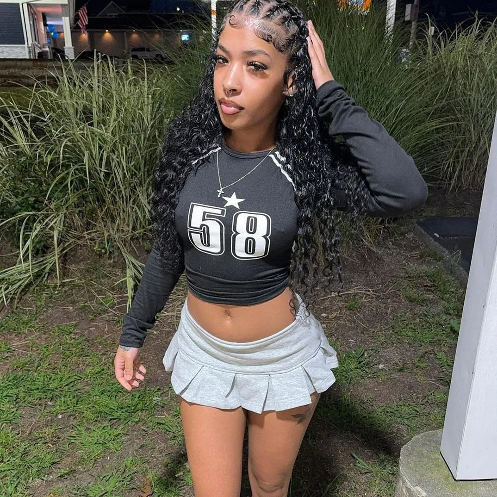 Trendy Number Print Long-Sleeve Fitted Crop Top