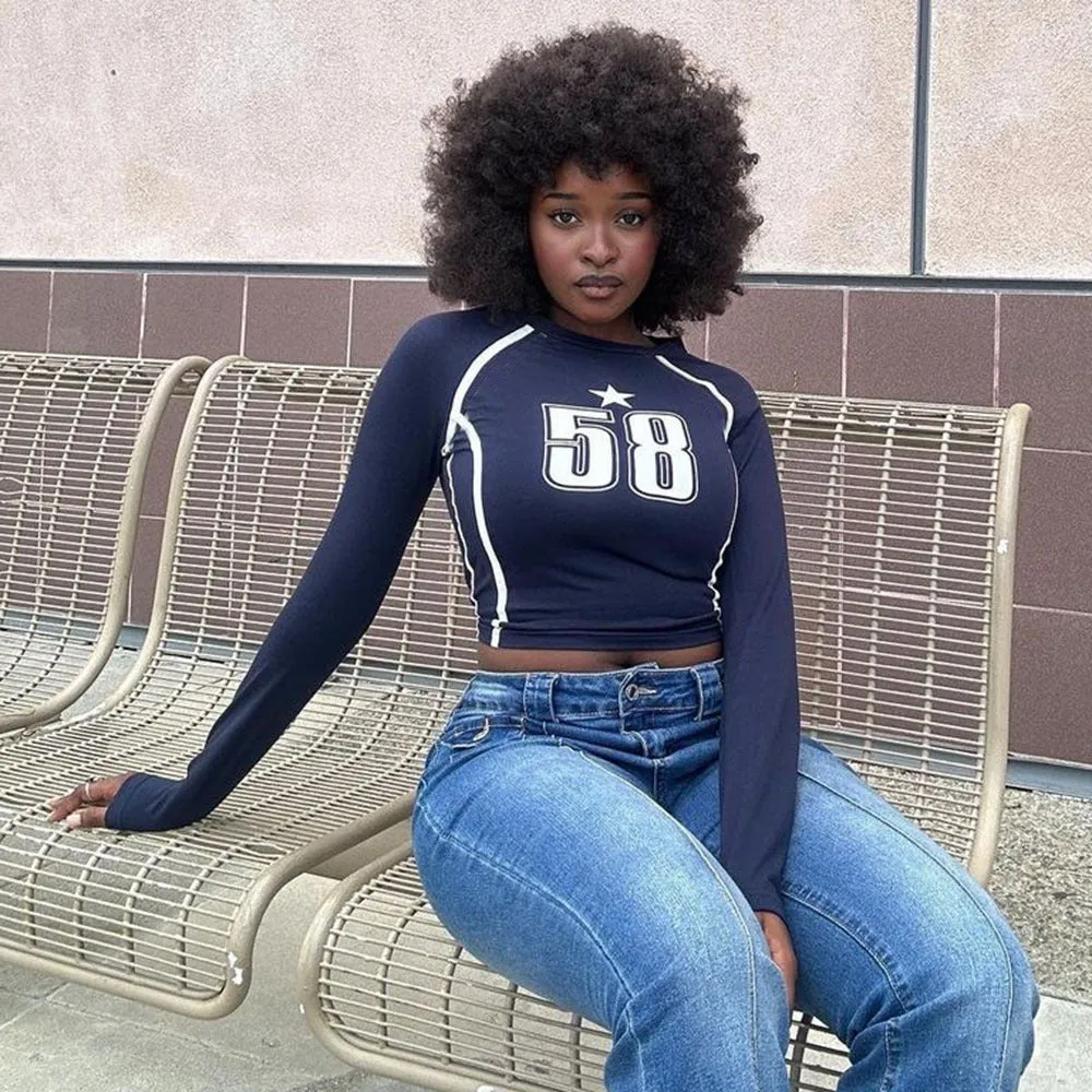 Trendy Number Print Long-Sleeve Fitted Crop Top