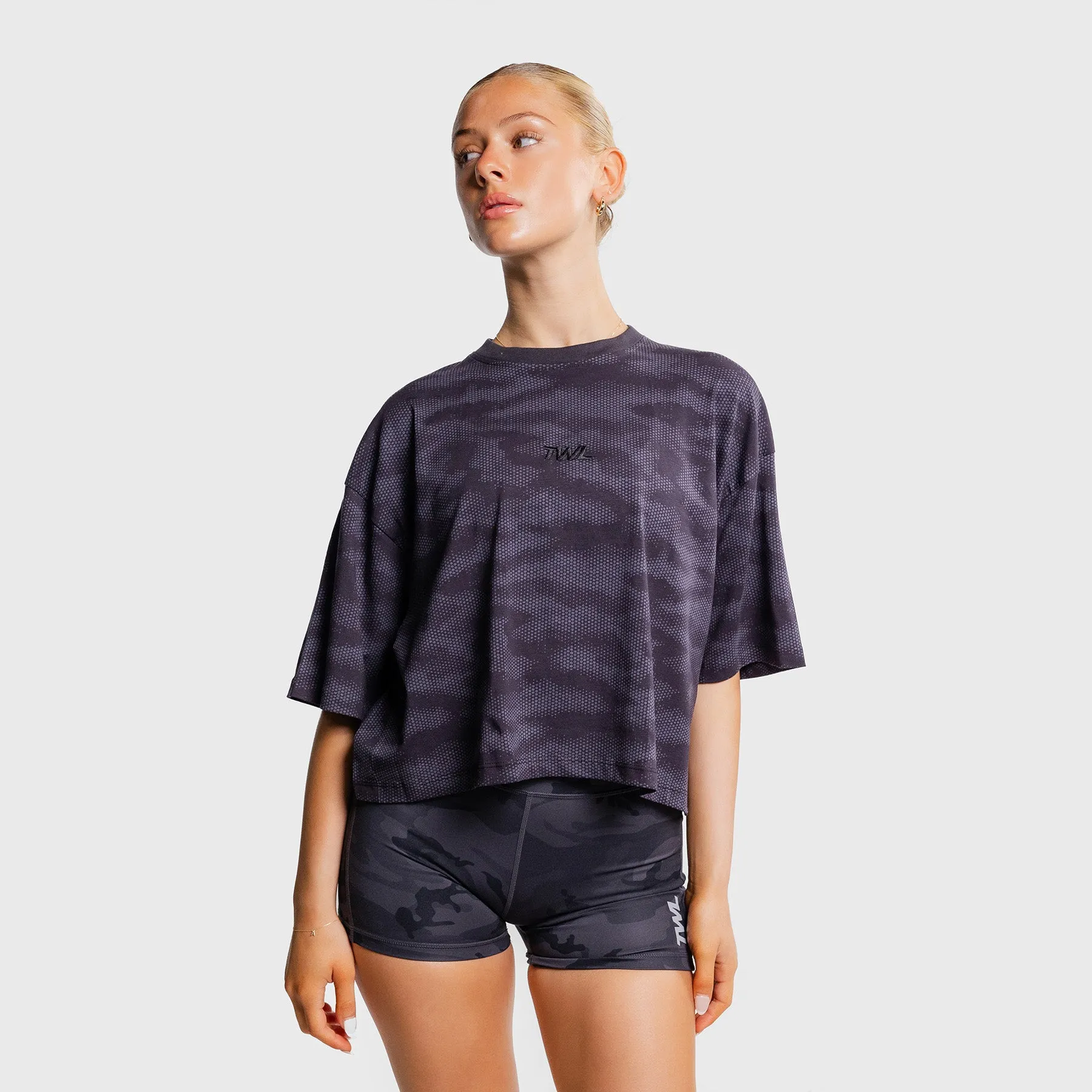 TWL - WOMEN'S OVERSIZED CROPPED T-SHIRT - ELEMENT