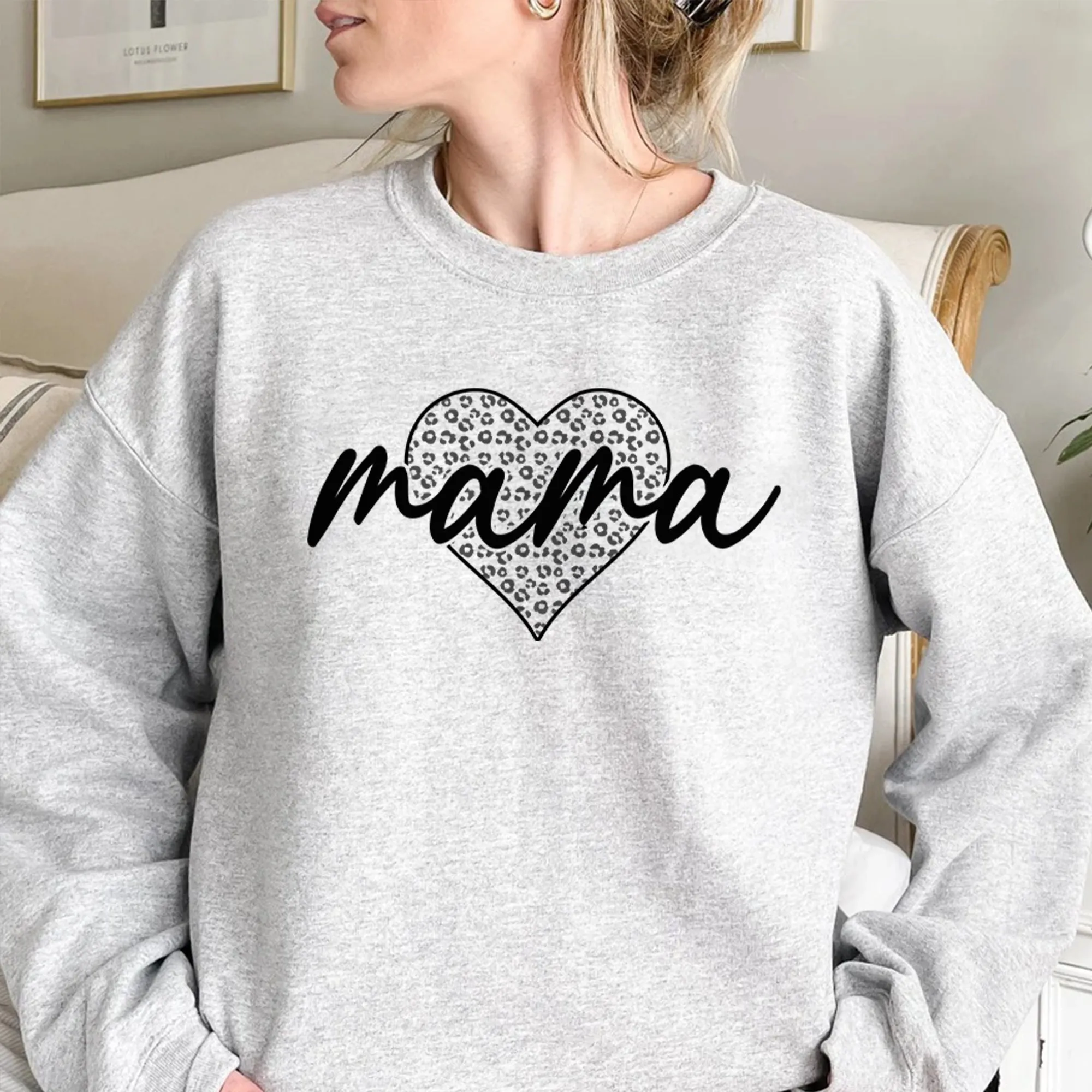 Valentine Mama Sweatshirt, Mama Heart Shirt, Mothers Day Gift, Custom Shirt for Mothers,Mommy Tee, Mom Personalization Gift