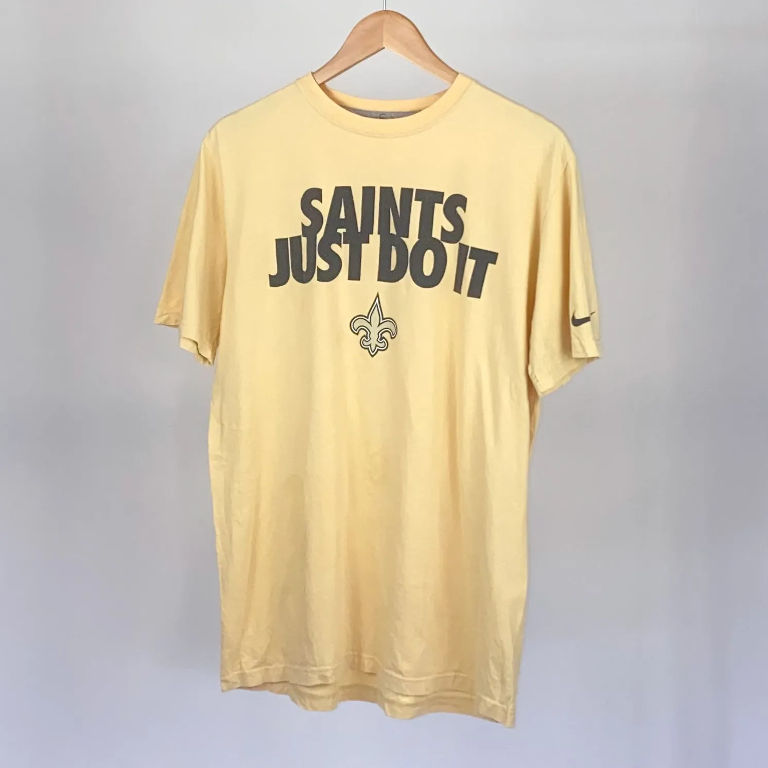 Vintage NFL Saints Tee - Large