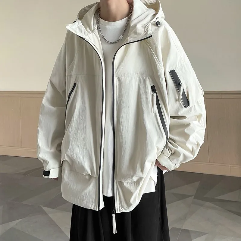 Windproof and Stain-Resistant Men's Loose-Fit Raincoat