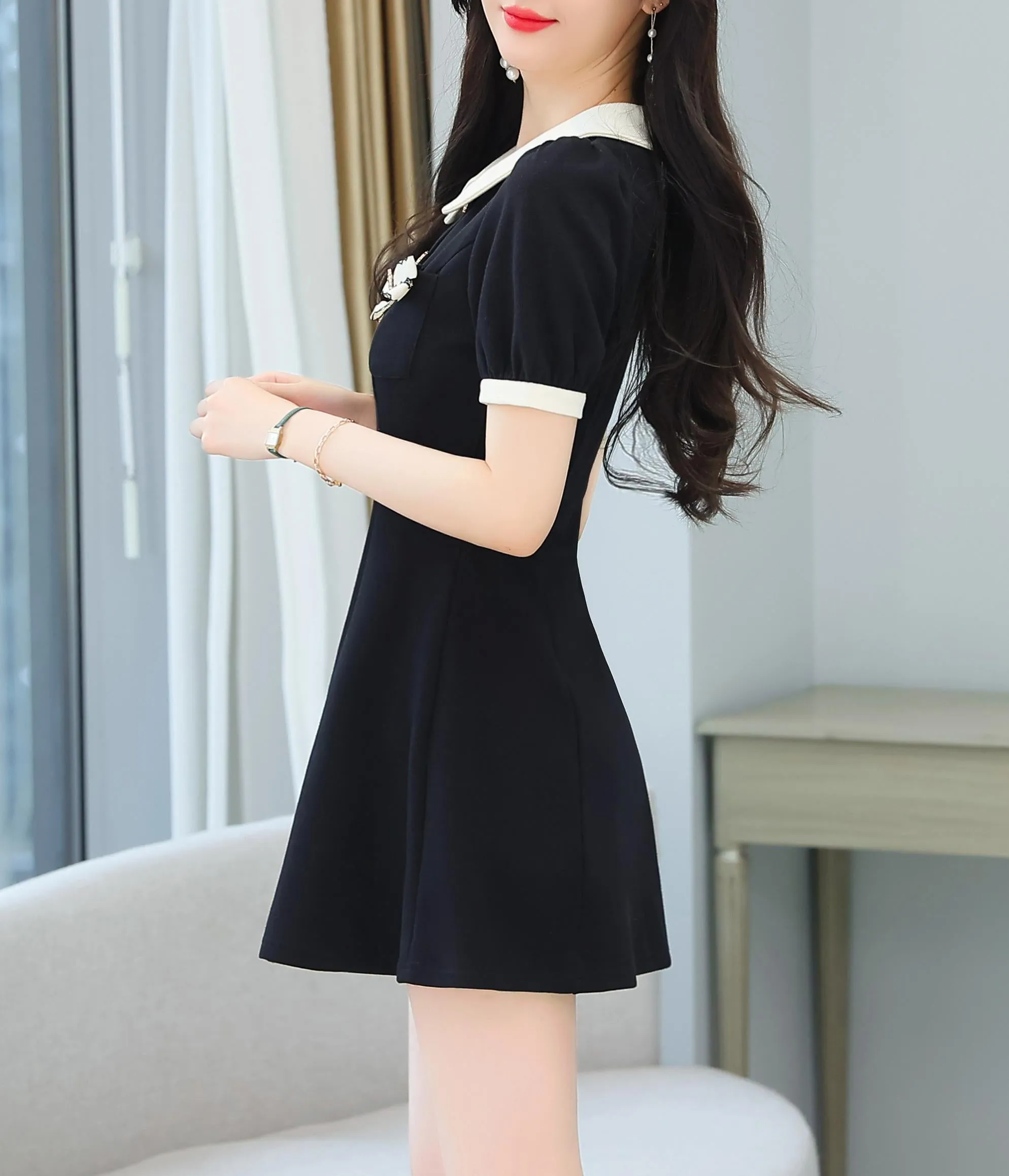 Women's Chic Jersey Dress Featuring Thigh-length Cut and Bow Decor