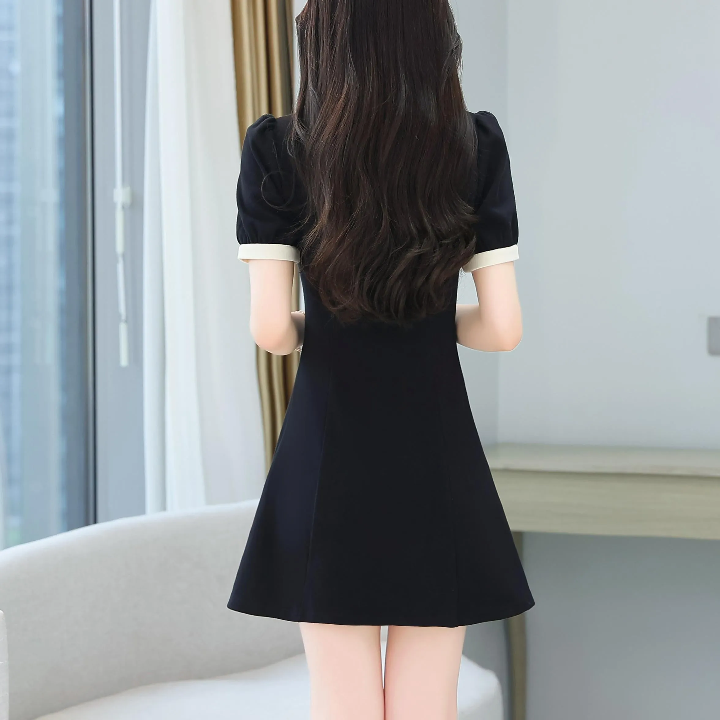 Women's Chic Jersey Dress Featuring Thigh-length Cut and Bow Decor